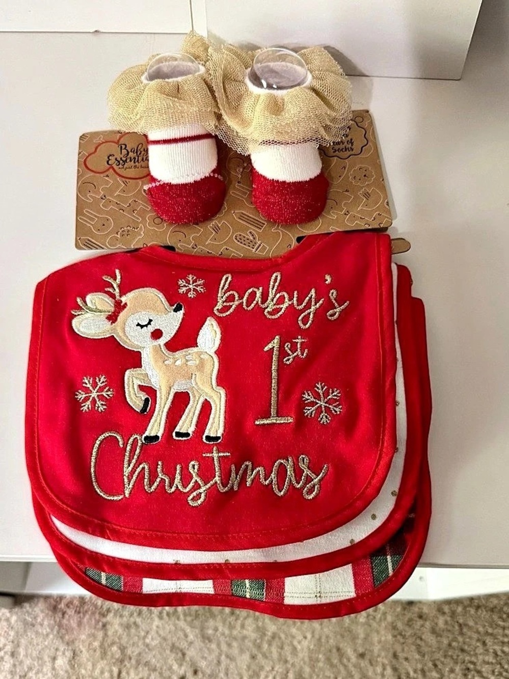 Baby Essentials Baby's 1st Christmas Bib and Socks Set & Socks Set Baby 0-6M